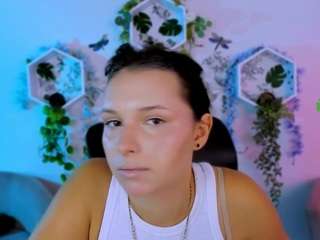 melody-sky Live Webcam on CamSoda