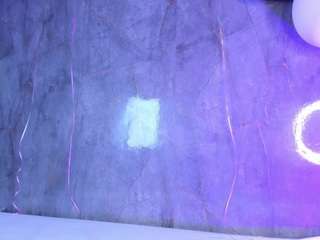 Allison-Douce live cam preview