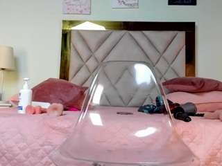 karlarossee live cam preview