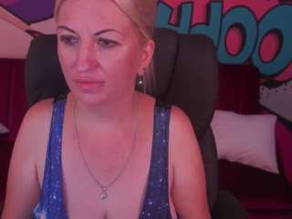 sofimoonn's live room