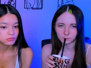 itscharlliee live cam preview