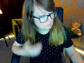 AlexaAmour live cam preview