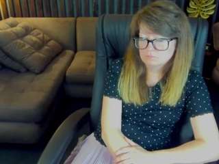 AlexaAmour live cam preview