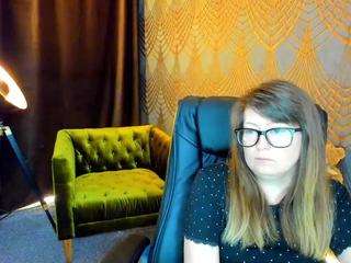 AlexaAmour live cam preview