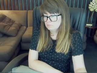 AlexaAmour live cam preview