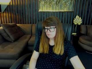 AlexaAmour live cam preview