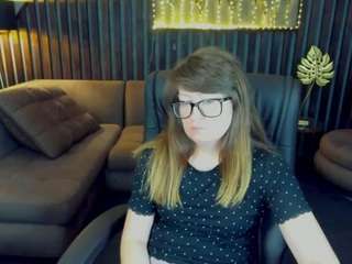 AlexaAmour live cam preview