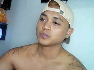 BigYoungAsianJock