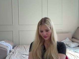 Dawneweisenstein's cam show statistics and live stream