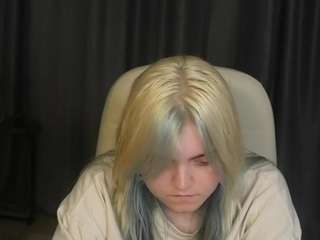 Francescaparzych's cam show statistics and live stream