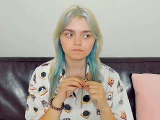FrancescaParzych live cam — anal toys, ass bouncing, ass clapping