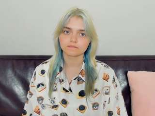 FrancescaParzych live cam — anal toys, ass bouncing, ass clapping