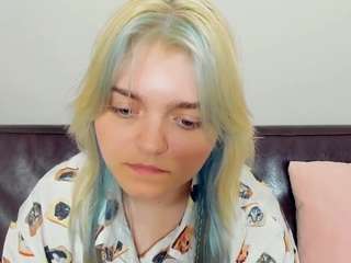 FrancescaParzych live cam — anal toys, ass bouncing, ass clapping