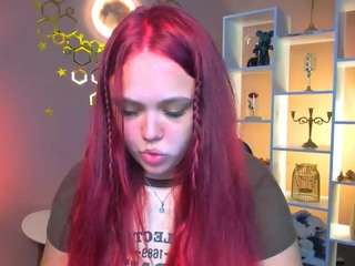 Luna-gold12's cam show statistics and live stream
