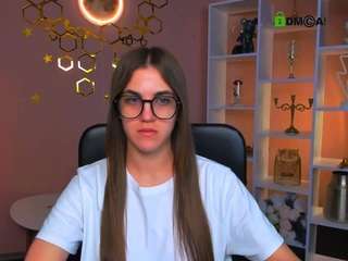 Luna-gold12's live stream