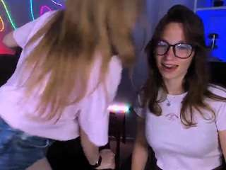 luna-gold12 Live Webcam on CamSoda