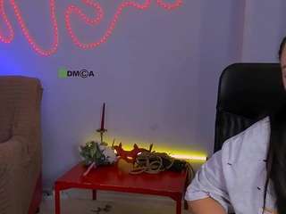 luna-gold12 Live Webcam on CamSoda