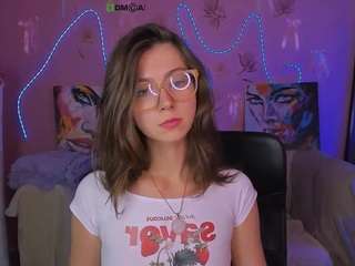 luna-gold12 Live Webcam on CamSoda