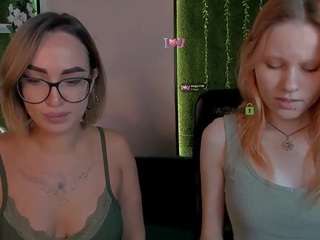 luna-gold12 Live Webcam on CamSoda