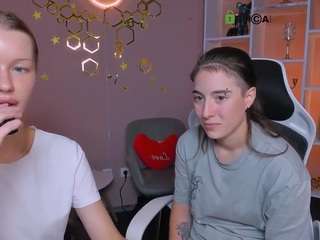 luna-gold12 Live Webcam on CamSoda