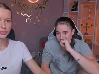 luna-gold12 Live Webcam on CamSoda