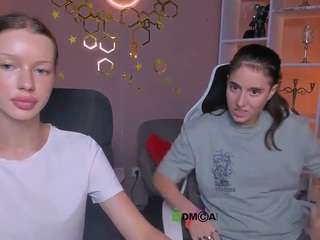 luna-gold12 Live Webcam on CamSoda