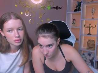 luna-gold12 Live Webcam on CamSoda