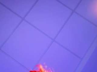 MiuMaka live cam preview