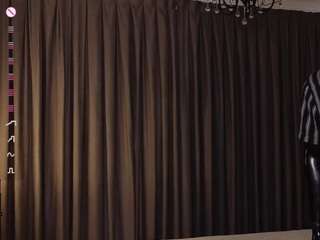 PaulinaHolloway live cam preview