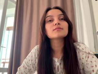 suzettelairmore's live room