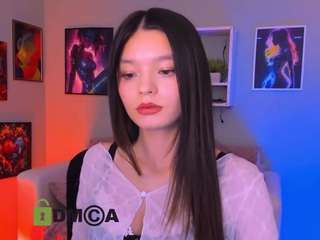 vikkykisss live cam