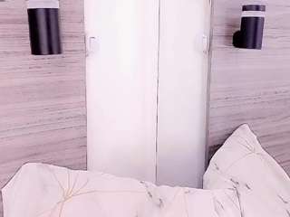 ALISSAHOWARD live cam preview