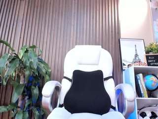 ellie-smith69