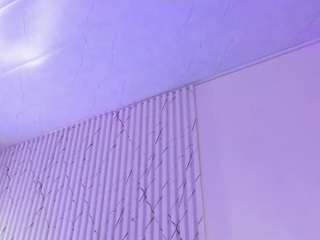 naomy-tay live cam preview