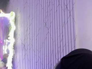 naomy-tay live cam preview