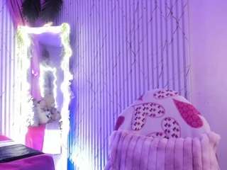 naomy-tay live cam preview