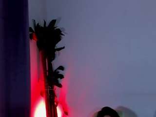 Sara-zc live cam preview