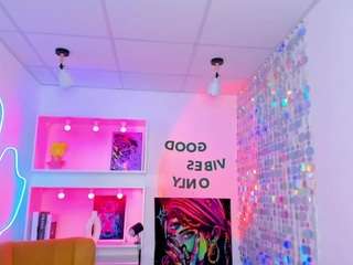 tinatayylor