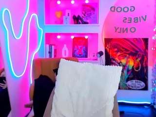 TinaTayylor