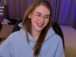 alison-doo Live Webcam on CamSoda