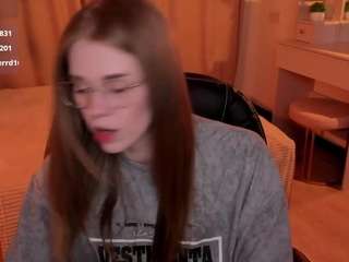alison-doo live cam preview