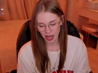 alison-doo live cam preview