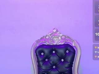 emily77