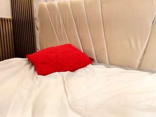 emily77