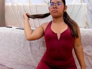 emily77 live cam preview