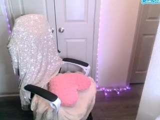 JaylaNoire live cam — ass bouncing, average, black hair