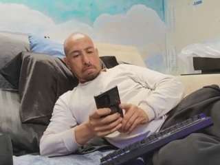 nakedtony81
