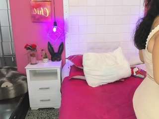 naomi-taylor27