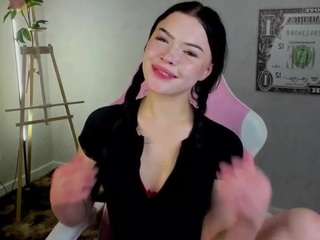 nikki-doll