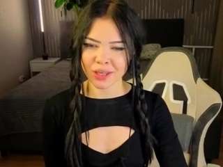 nikki-doll